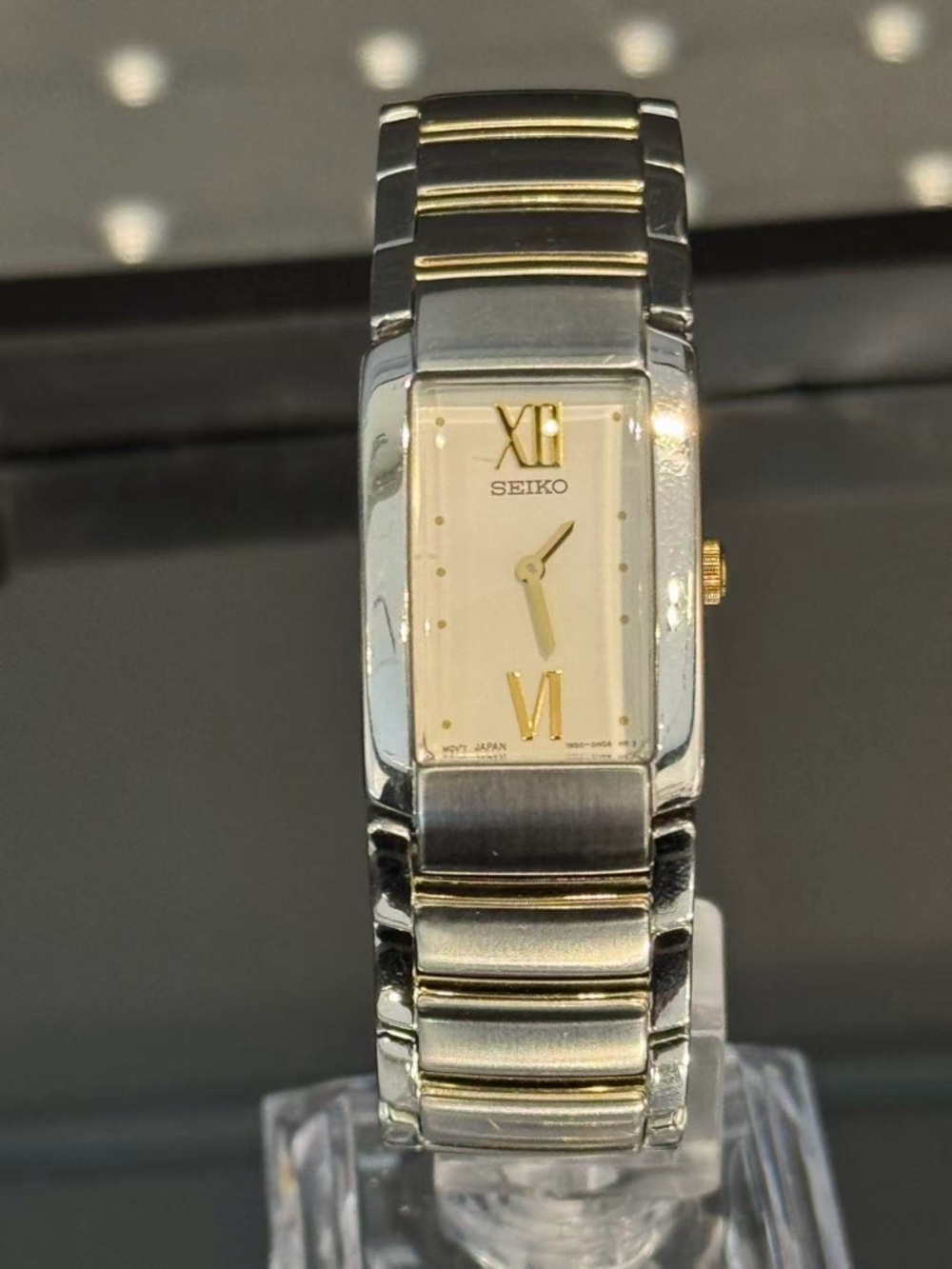 Seiko Ladies Rectangular Two Tone Watch Roman Dial Quartz New Battery Runs